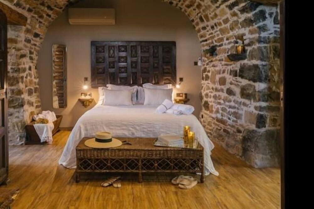 Photo of Bedroom in Banaston