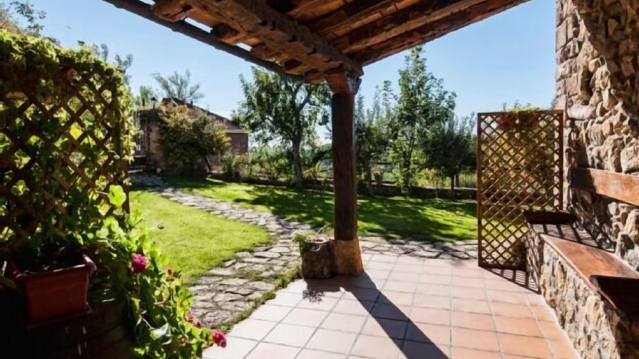 Photo of Patio Balcony in Robledo de la Guzpena
