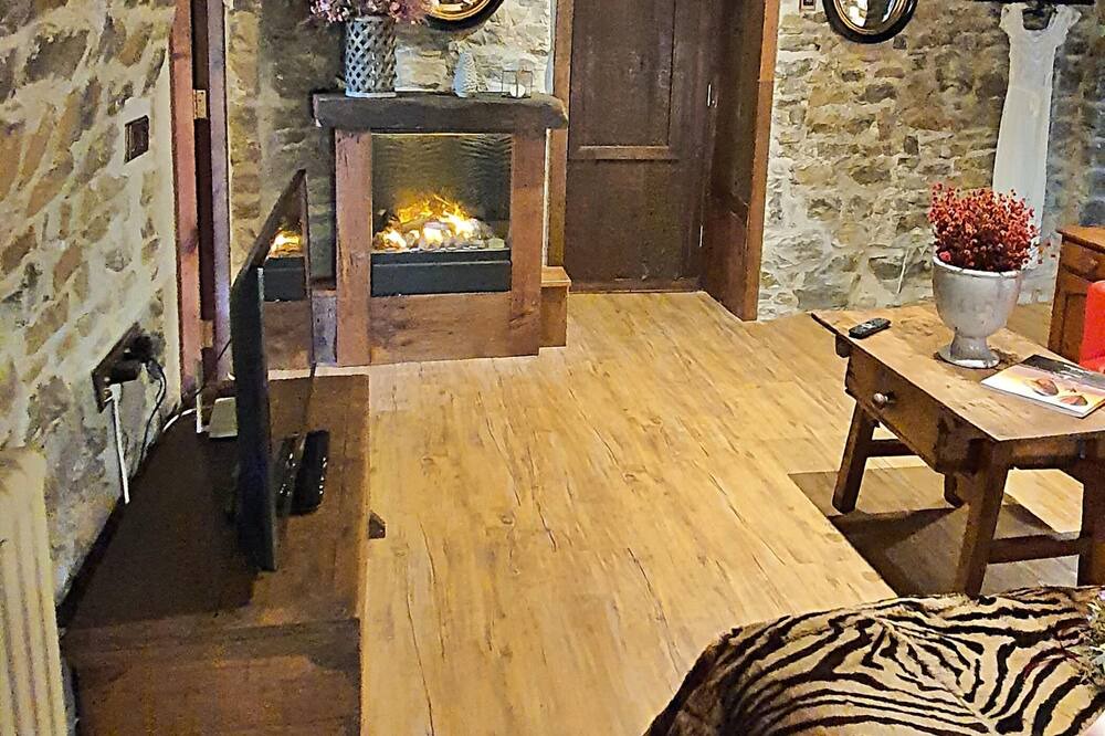 Photo of Livingroom in Banaston