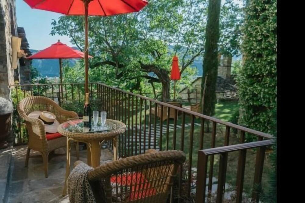 Photo of Patio Balcony in Banaston