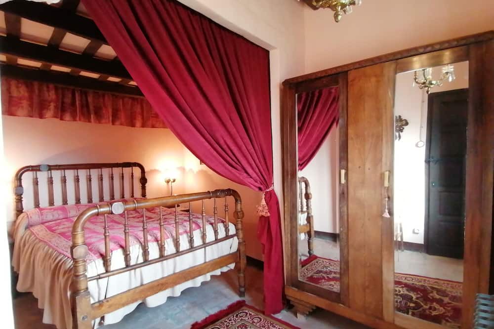 Photo of Bedroom in Llaes