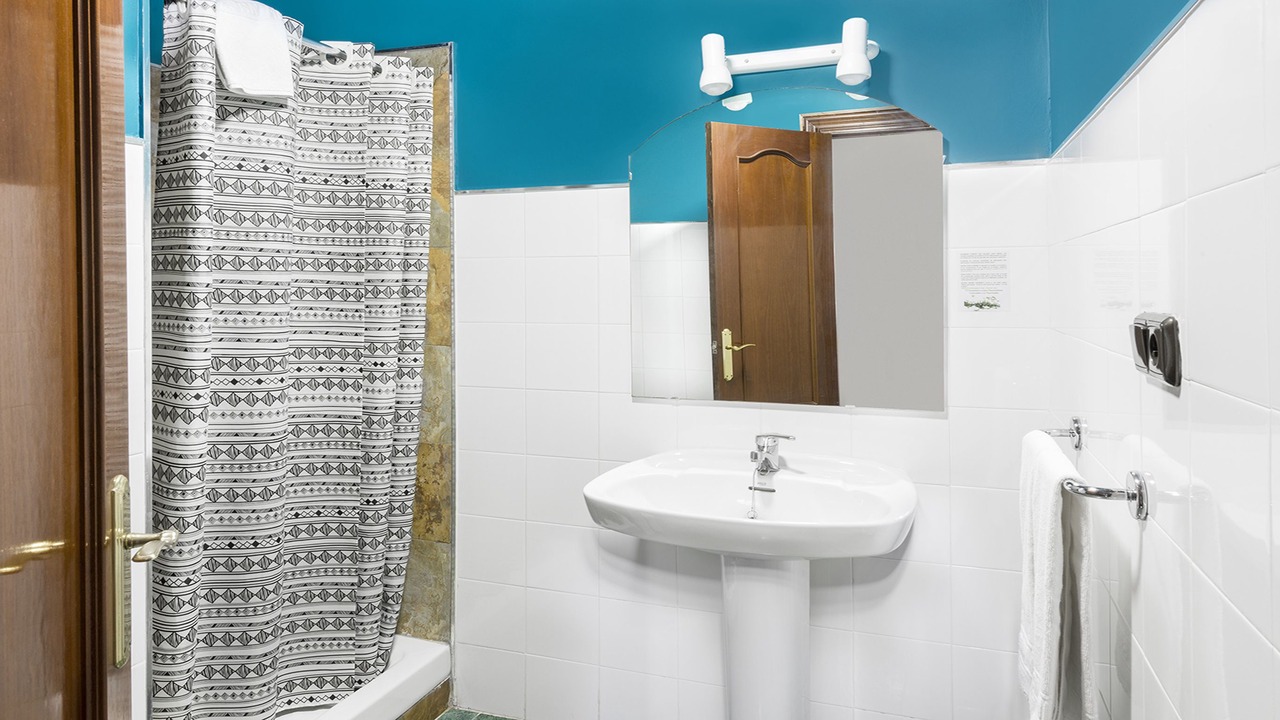 Photo of Bathroom in Gijon City Centre