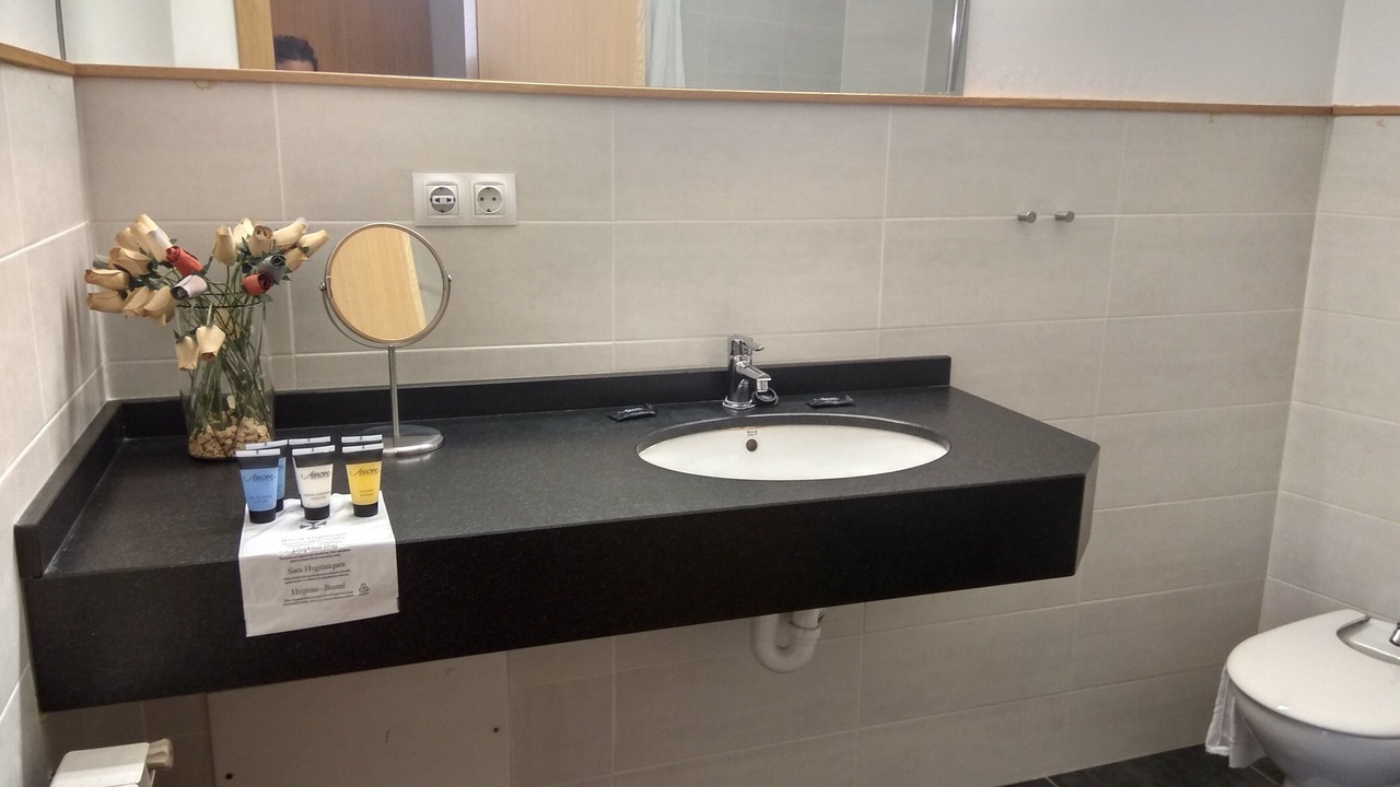 Photo of Bathroom in Haro