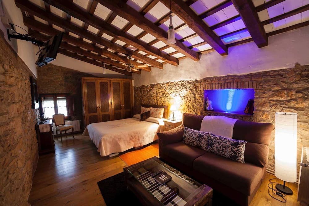 Photo of Bedroom in Forallac
