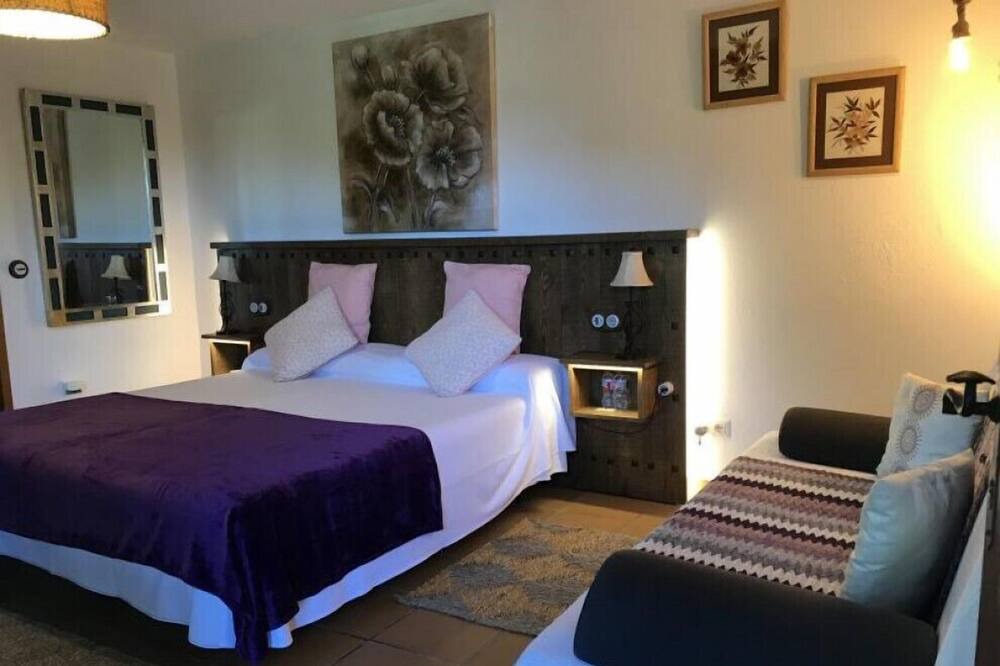 Photo of Bedroom in Forallac