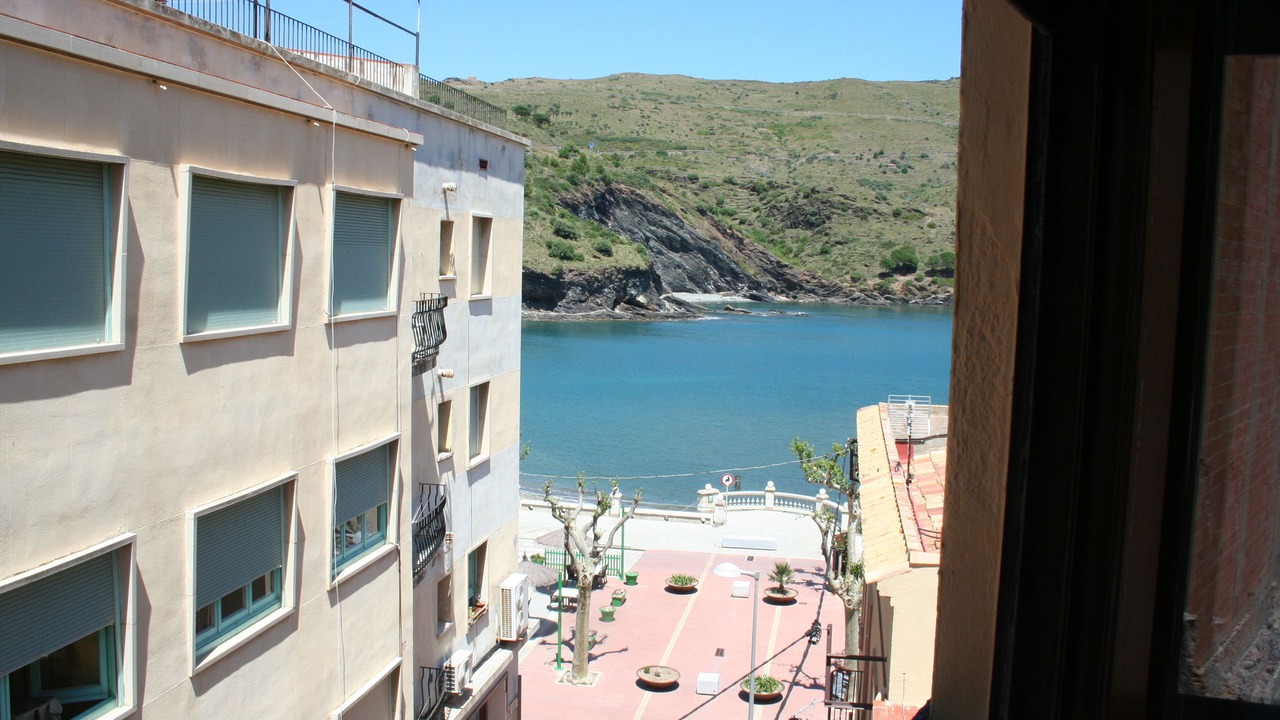 Photo of Others in Portbou