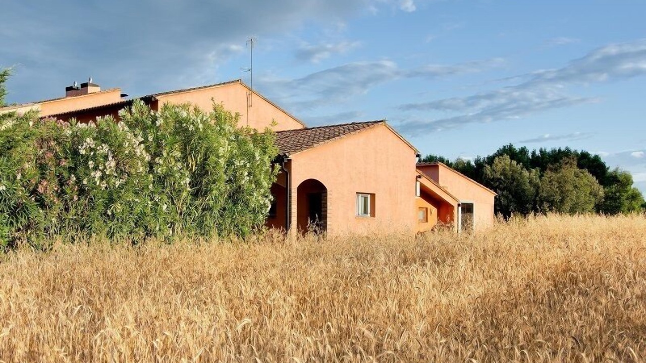 Photo of Outdoor in Peratallada