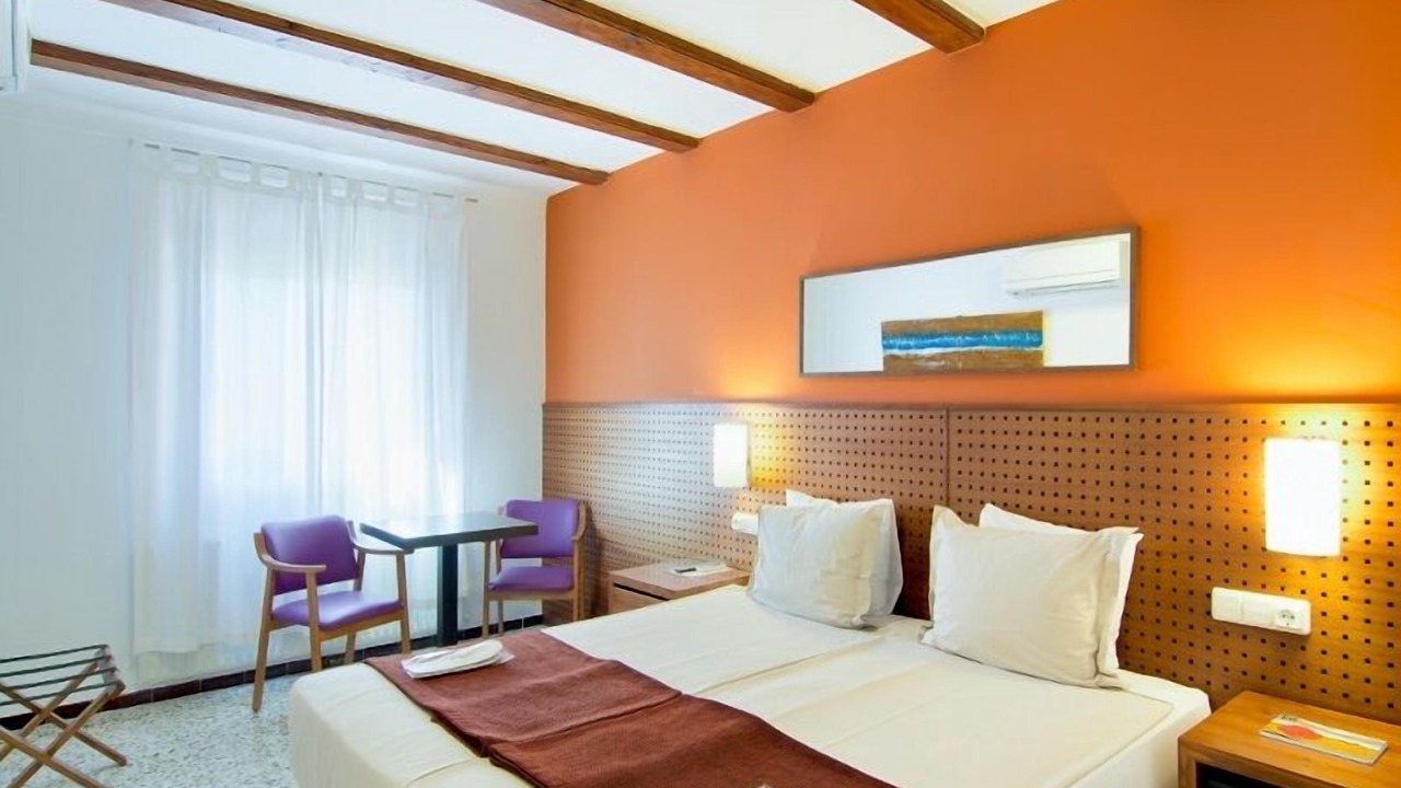 Photo of Bedroom in Peratallada