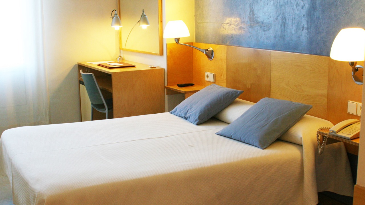 Photo of Bedroom in Figueres