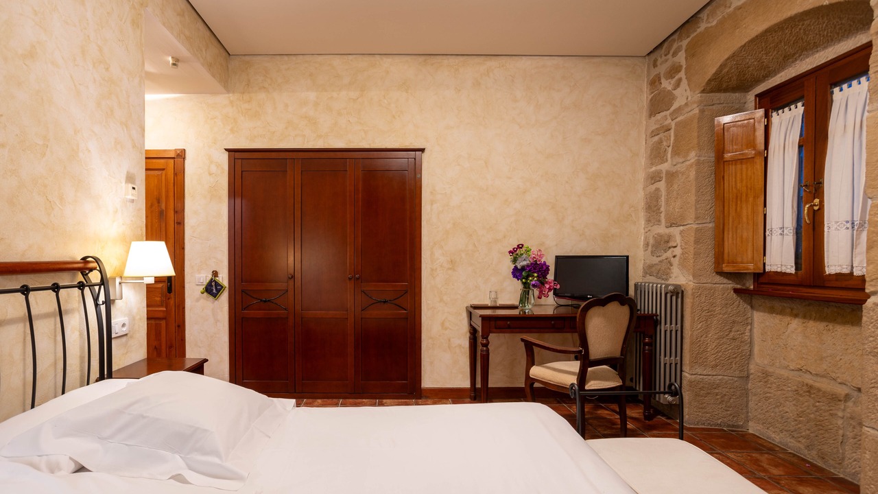 Photo of Bedroom in Abalos