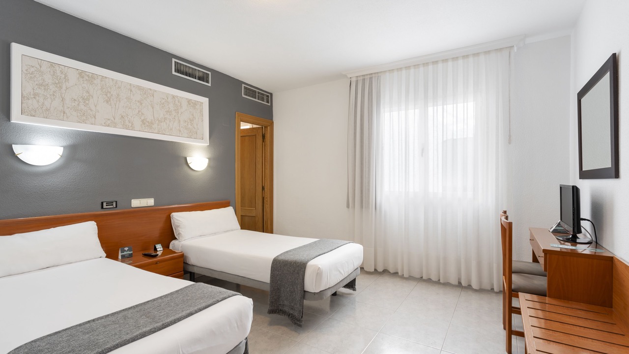 Photo of Bedroom in Toro
