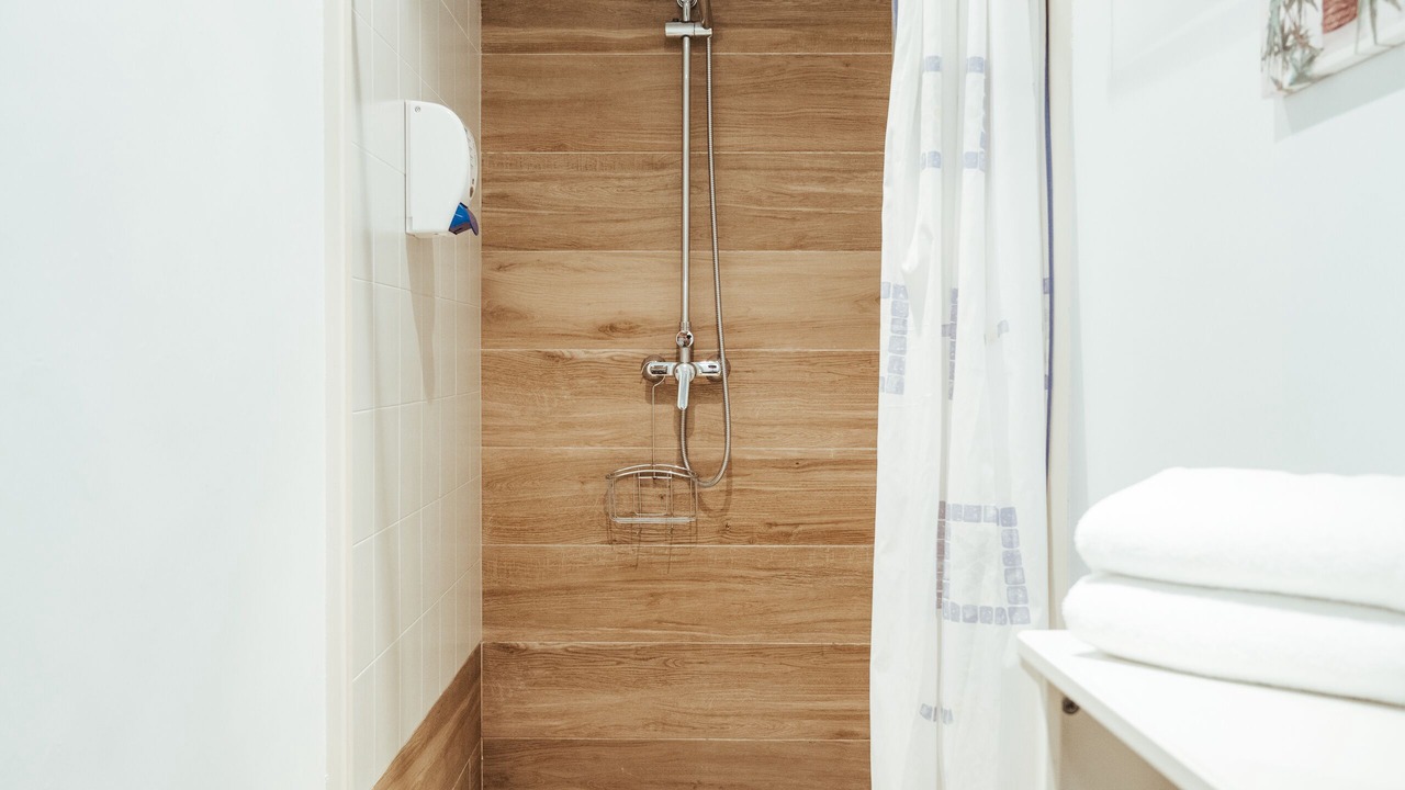 Photo of Bathroom in Camos
