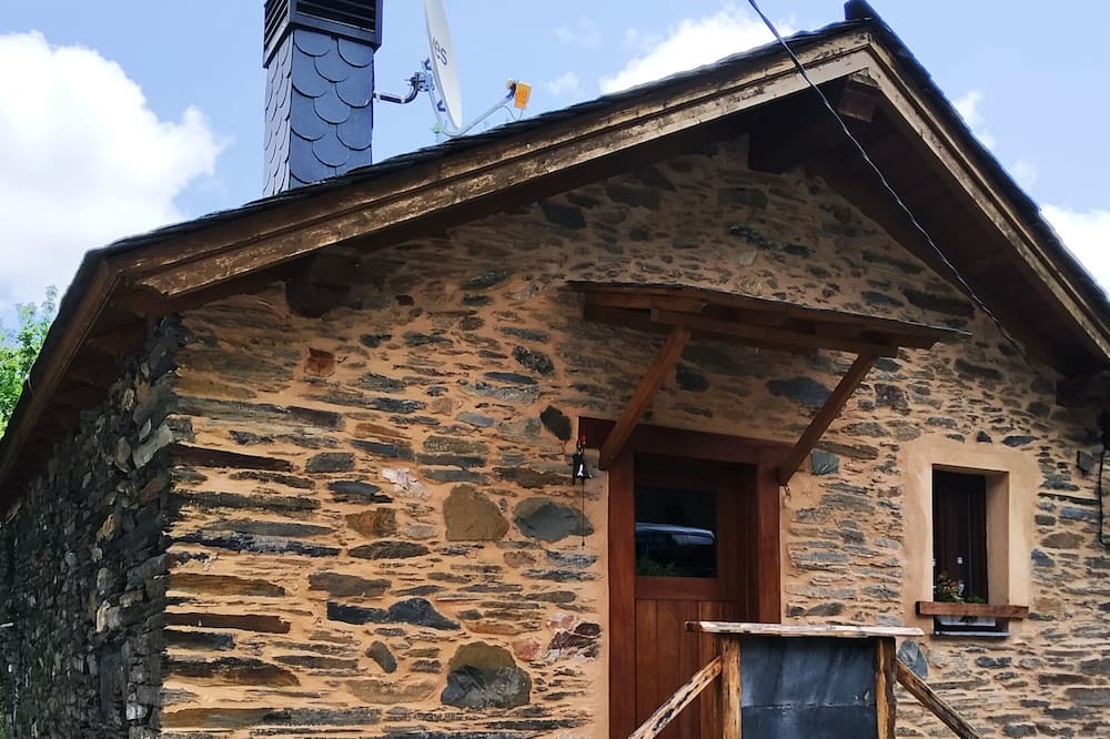 Photo of Outdoor in Arnado