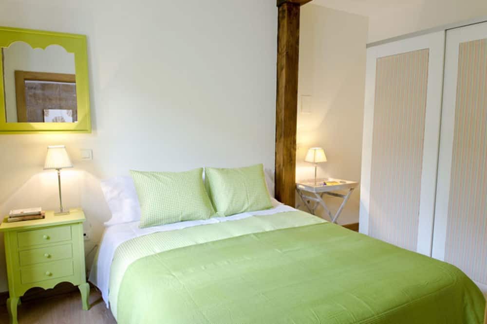 Photo of Bedroom in Haro