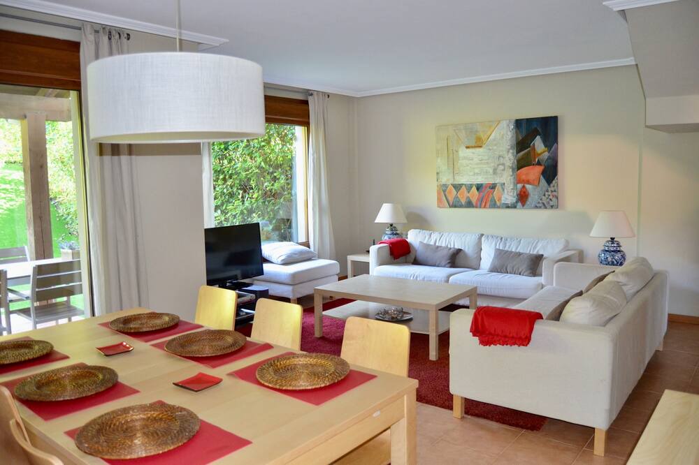 Photo of Livingroom in Mino