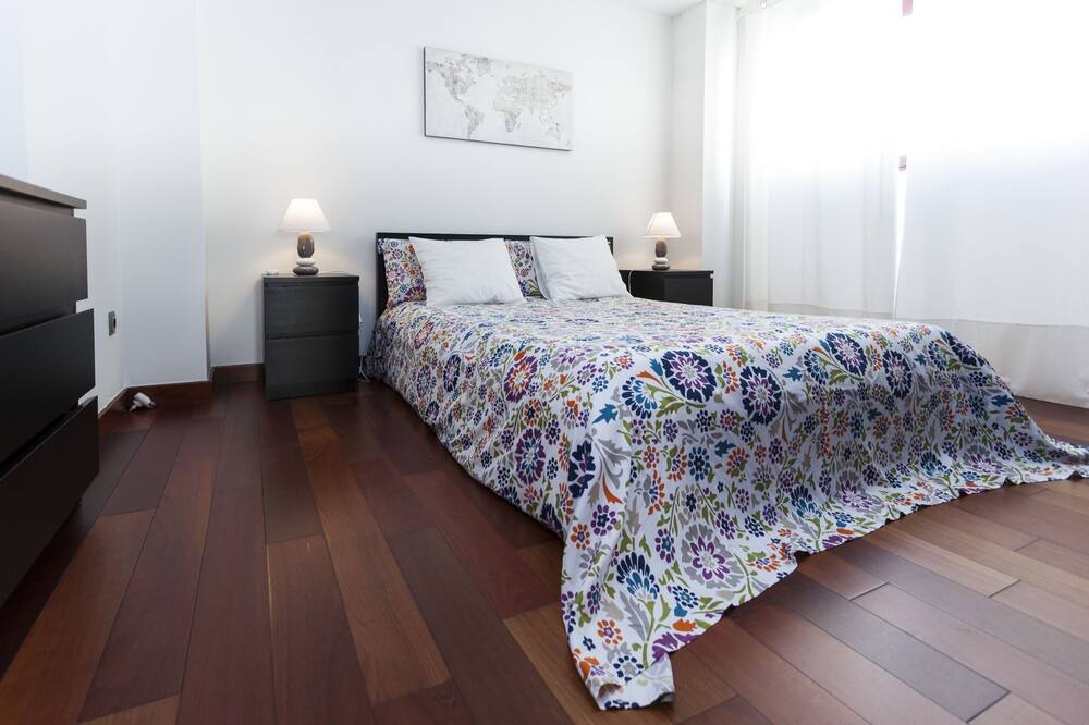 Photo of Bedroom in Poligono Alameda