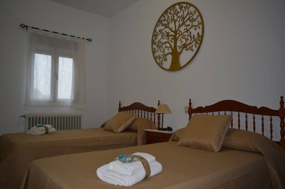 Photo of Bedroom in Burunchel