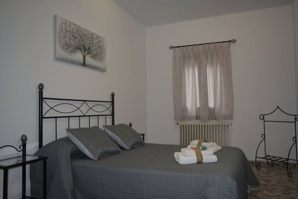 Photo of Bedroom in Burunchel