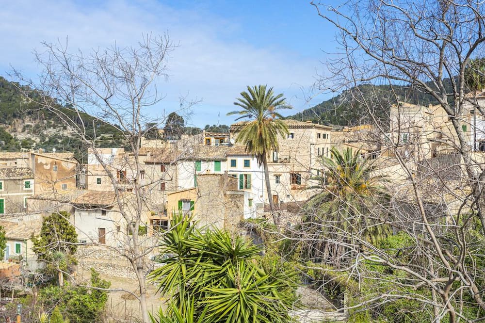 Photo of Outdoor in Estellencs
