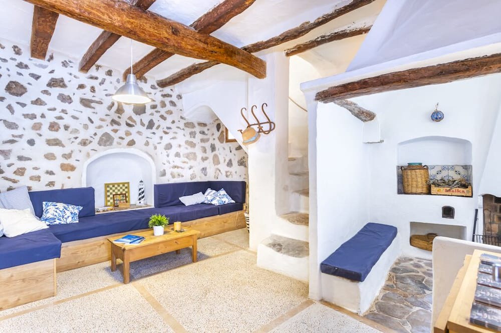 Photo of Livingroom in Estellencs