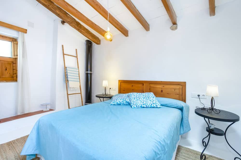 Photo of Bedroom in Estellencs