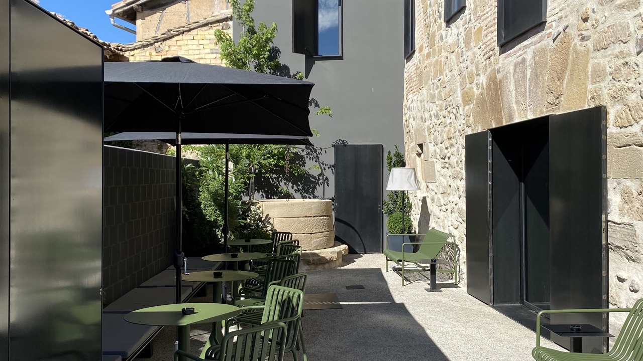 Photo of Outdoor in Granon