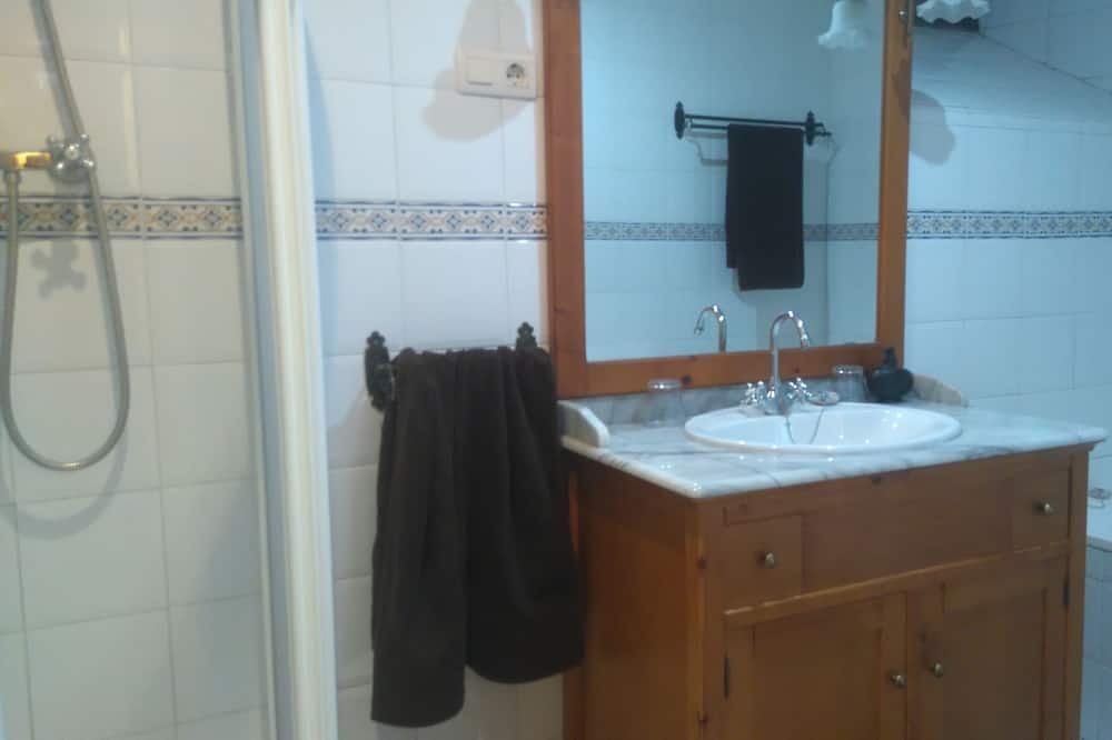 Photo of Bathroom in Pajares