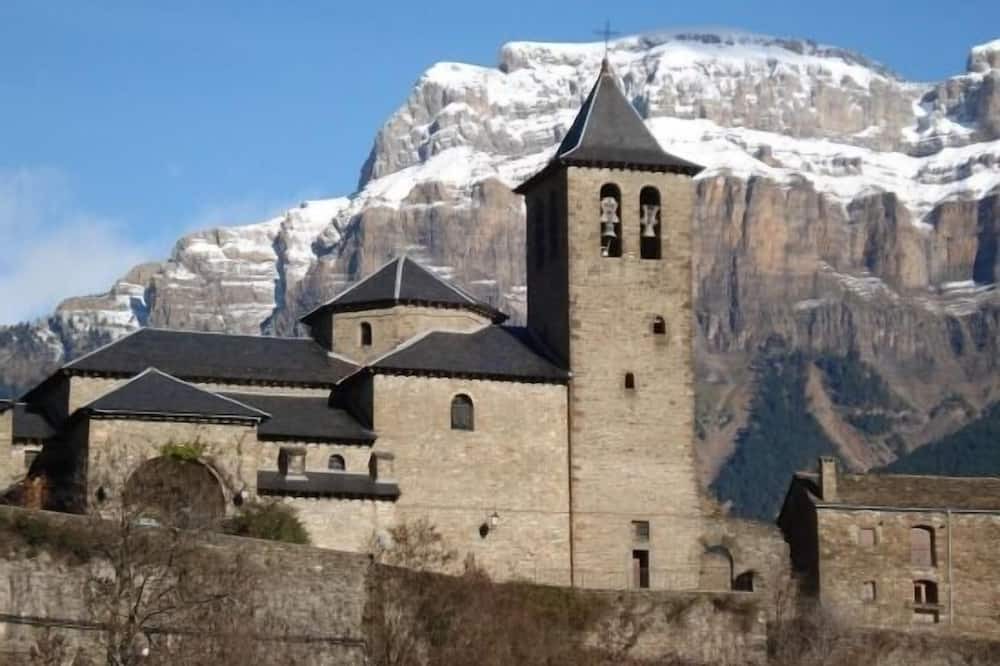Photo of Outdoor in Torla