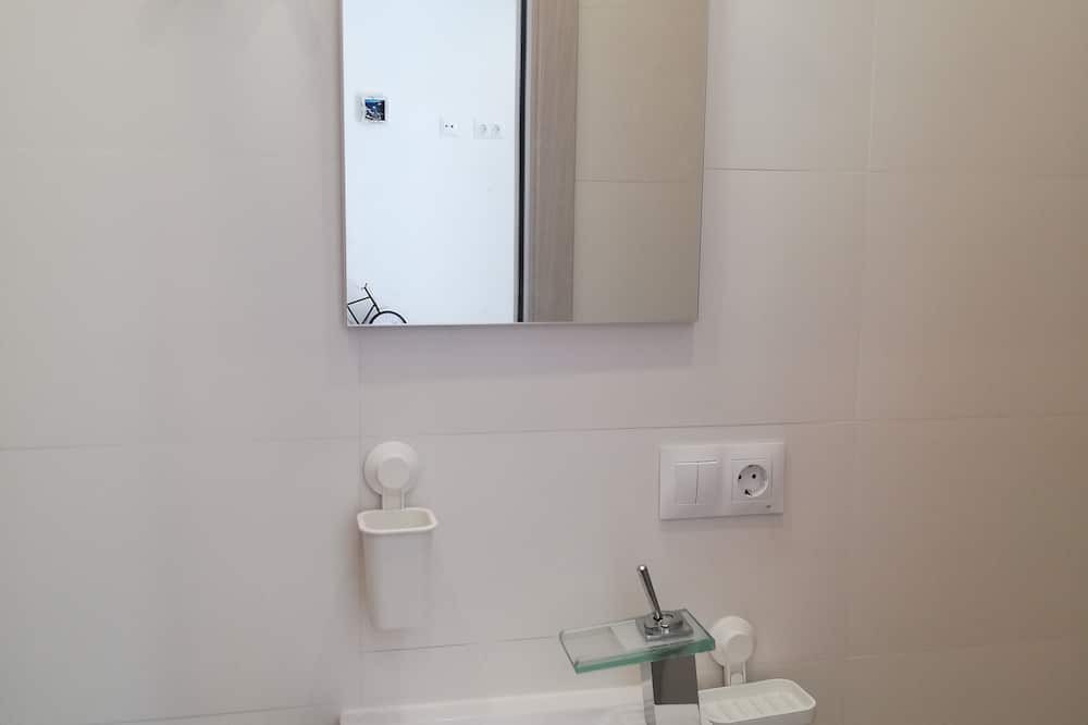 Photo of Bathroom in Llevant