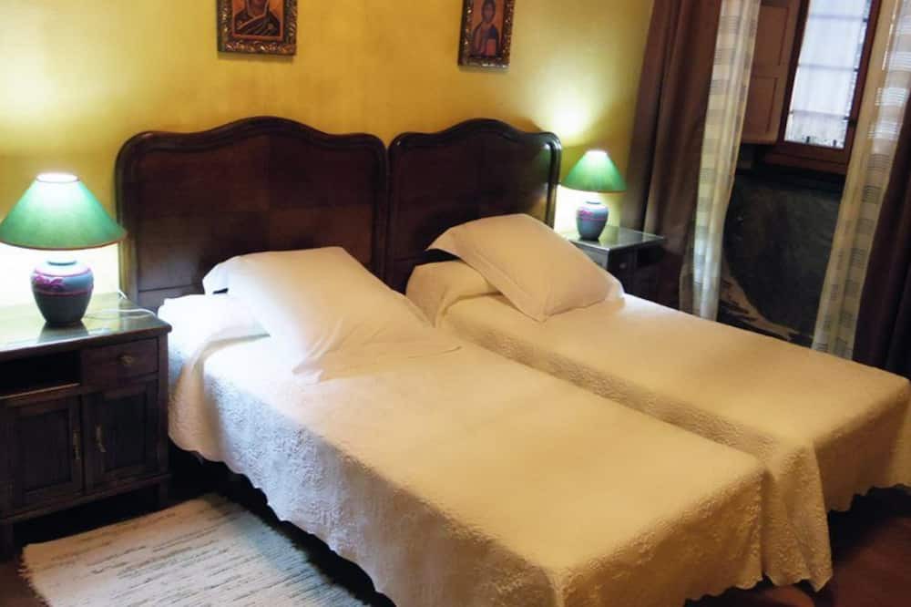 Photo of Bedroom in Rugando