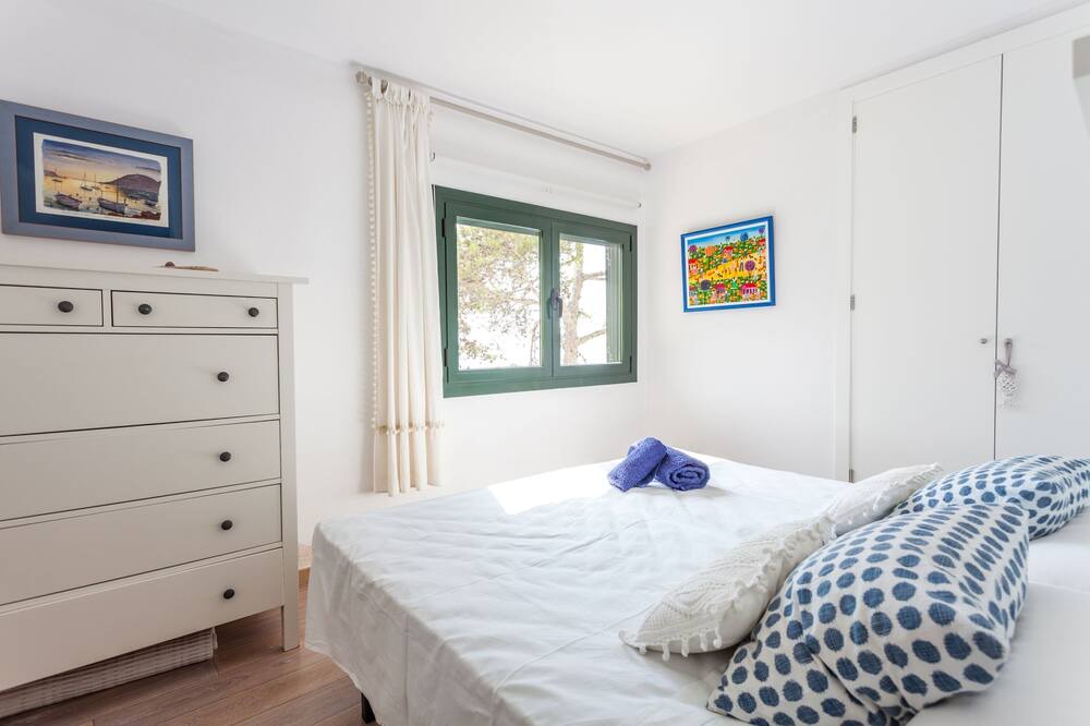 Photo of Bedroom in Banyalbufar
