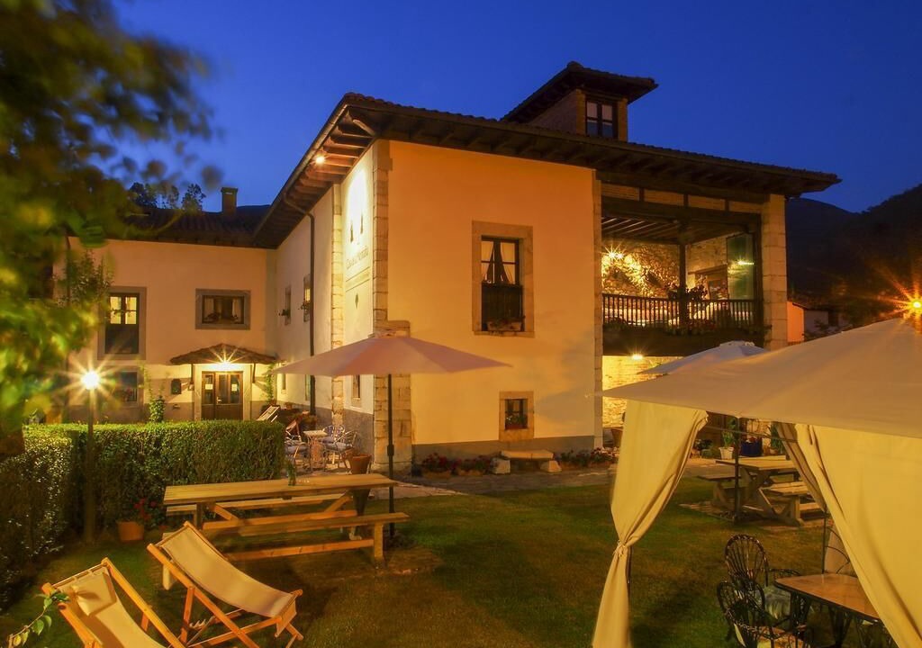 Photo of Outdoor in Avin