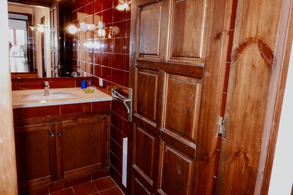 Photo of Bathroom in Port de la Selva