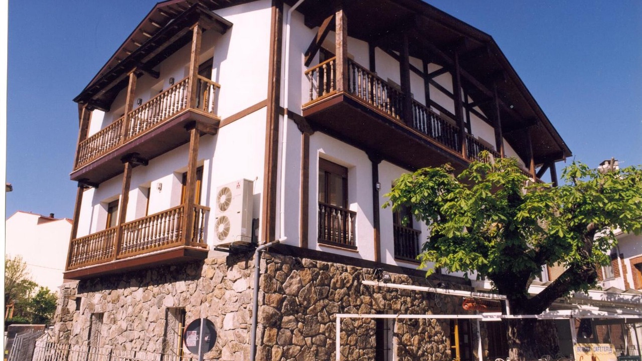 Photo of Buildings in Cercedilla