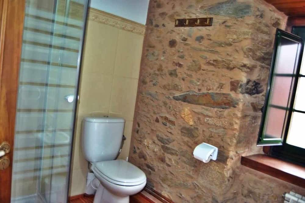 Photo of Bathroom in Lubre