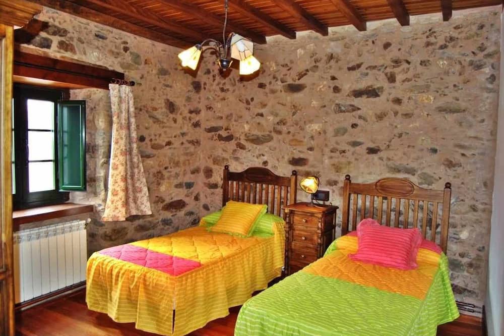 Photo of Bedroom in Lubre