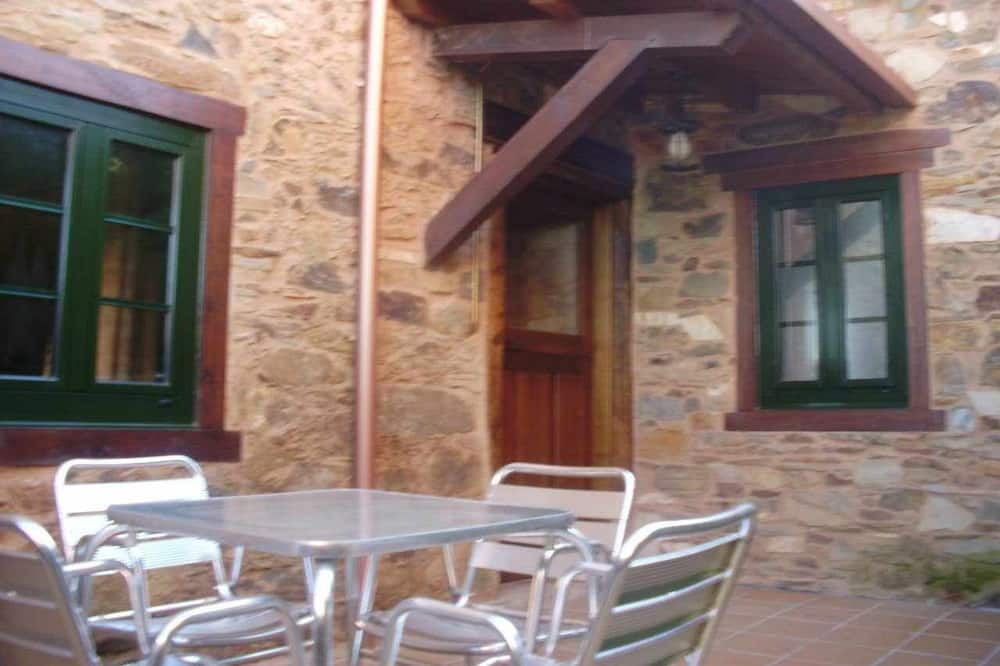 Photo of Outdoor in Lubre