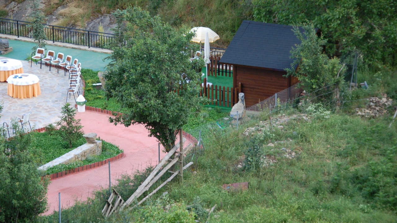 Photo of Outdoor in Bretun