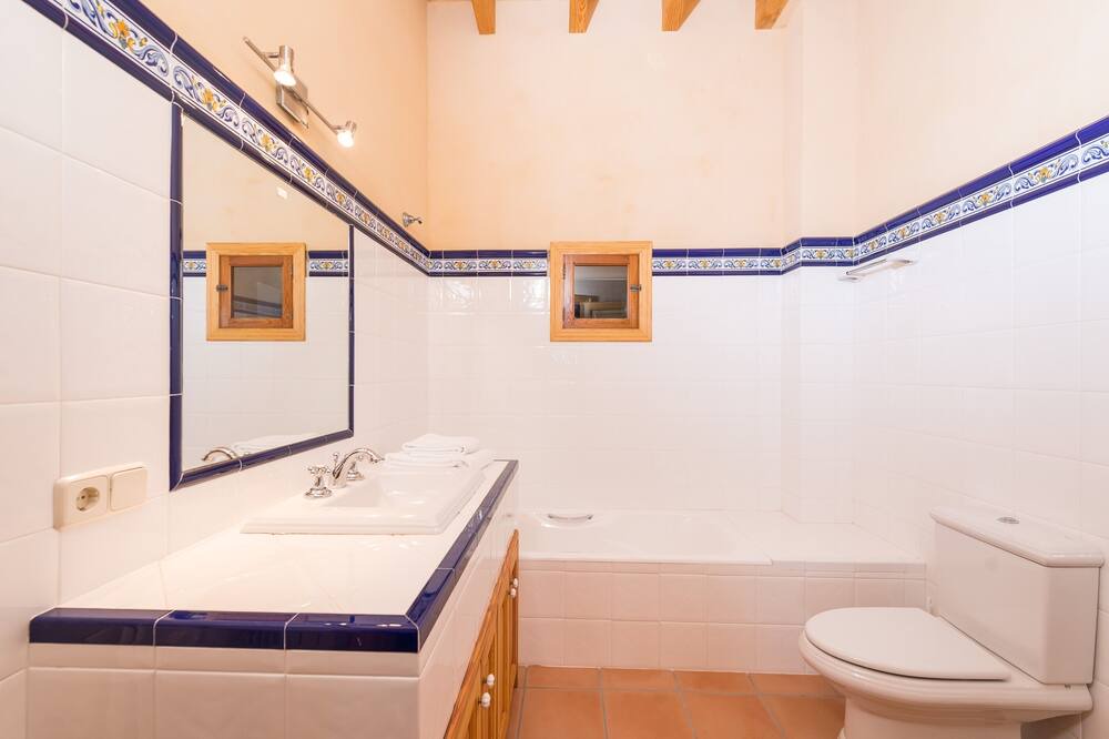 Photo of Bathroom in Sa Cabaneta