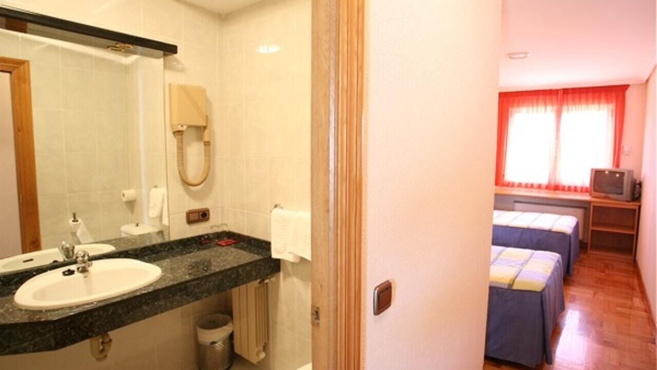 Photo of Bedroom in Villagonzalo Pedernales
