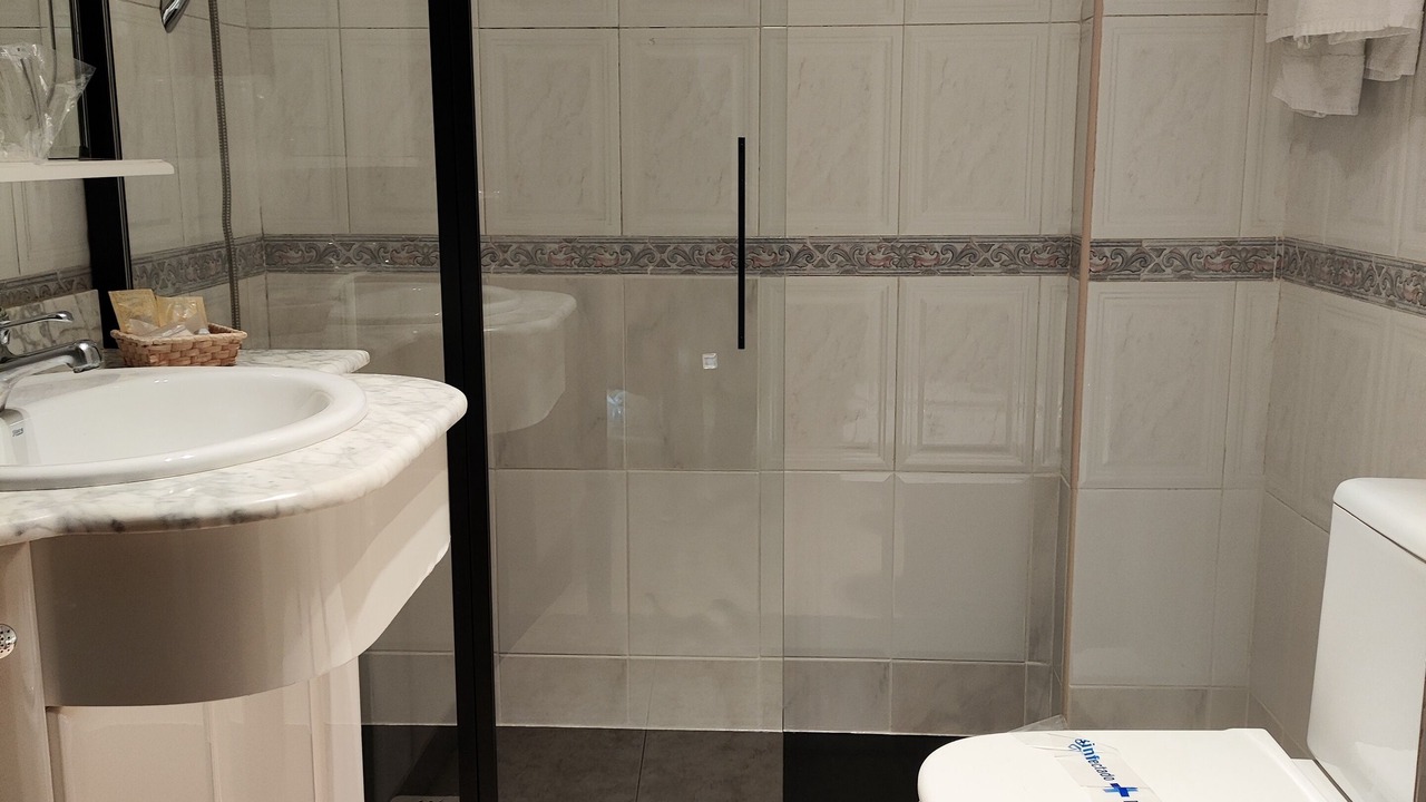 Photo of Bathroom in Najera