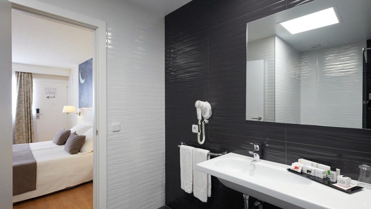 Photo of Bedroom in Calamayor