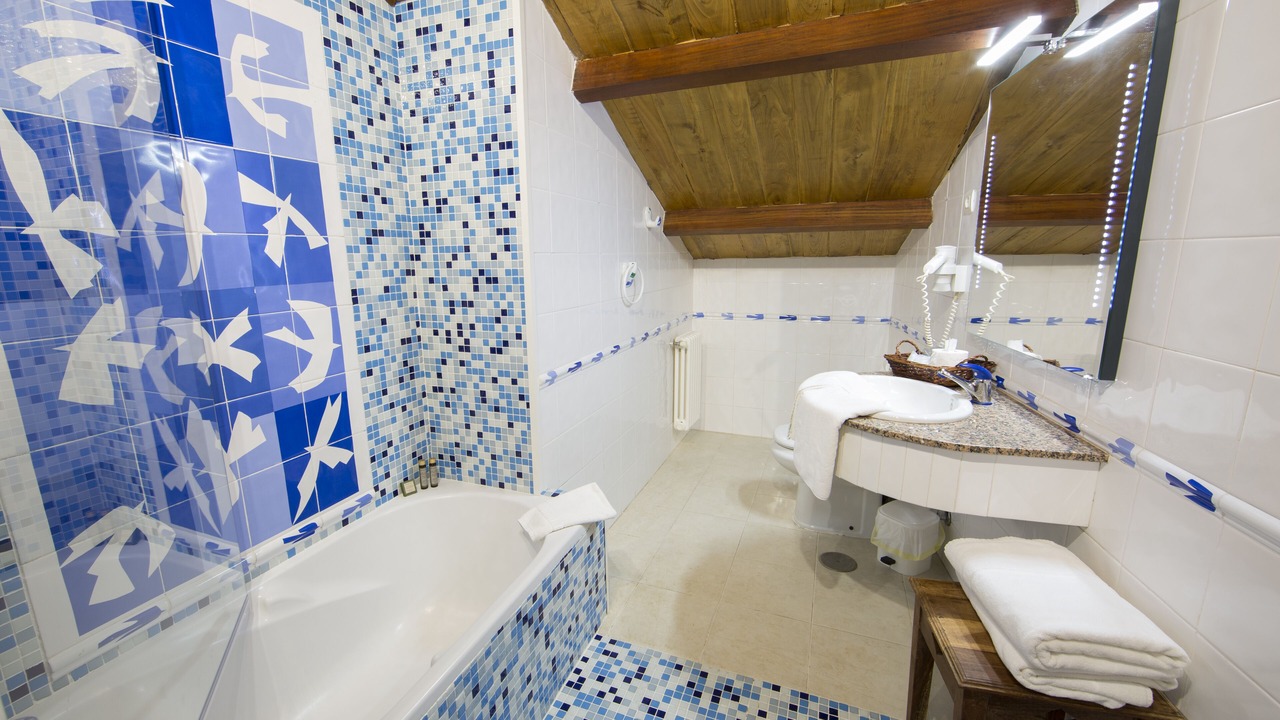 Photo of Bathroom in Galdo