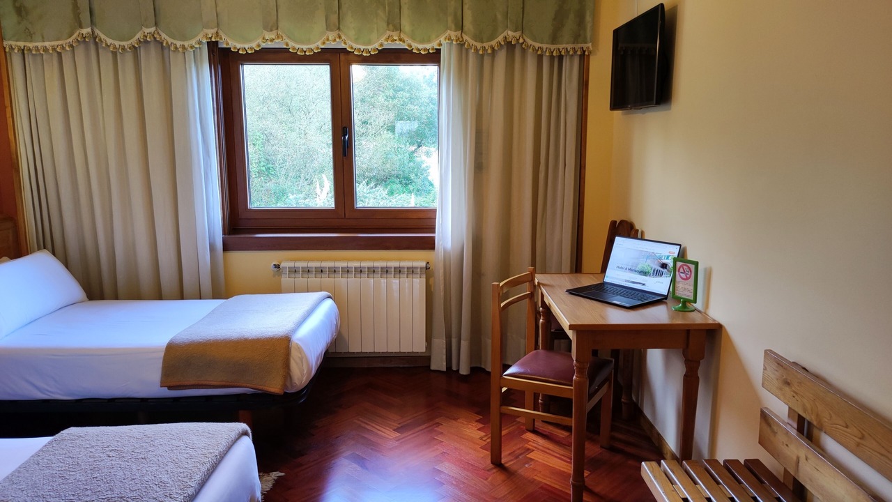Photo of Bedroom in Oleiros