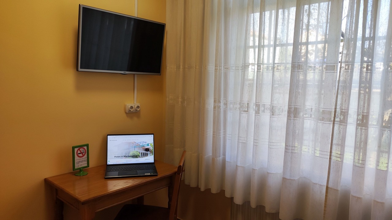 Photo of Bedroom in Oleiros