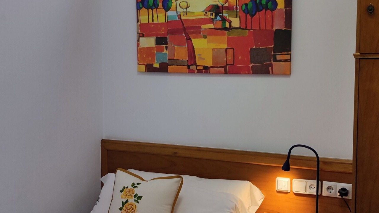 Photo of Bedroom in Oleiros