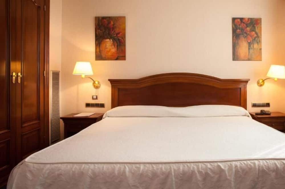 Photo of Bedroom in Almazan