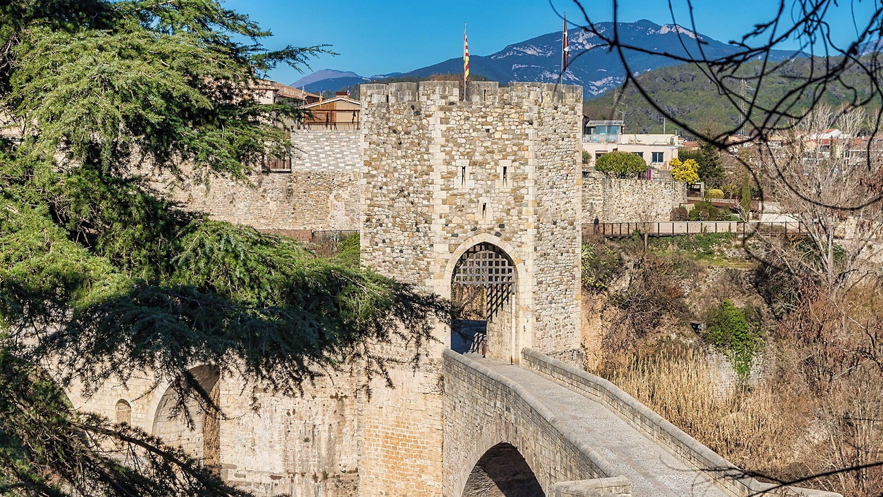 Photo of Outdoor in Besalu