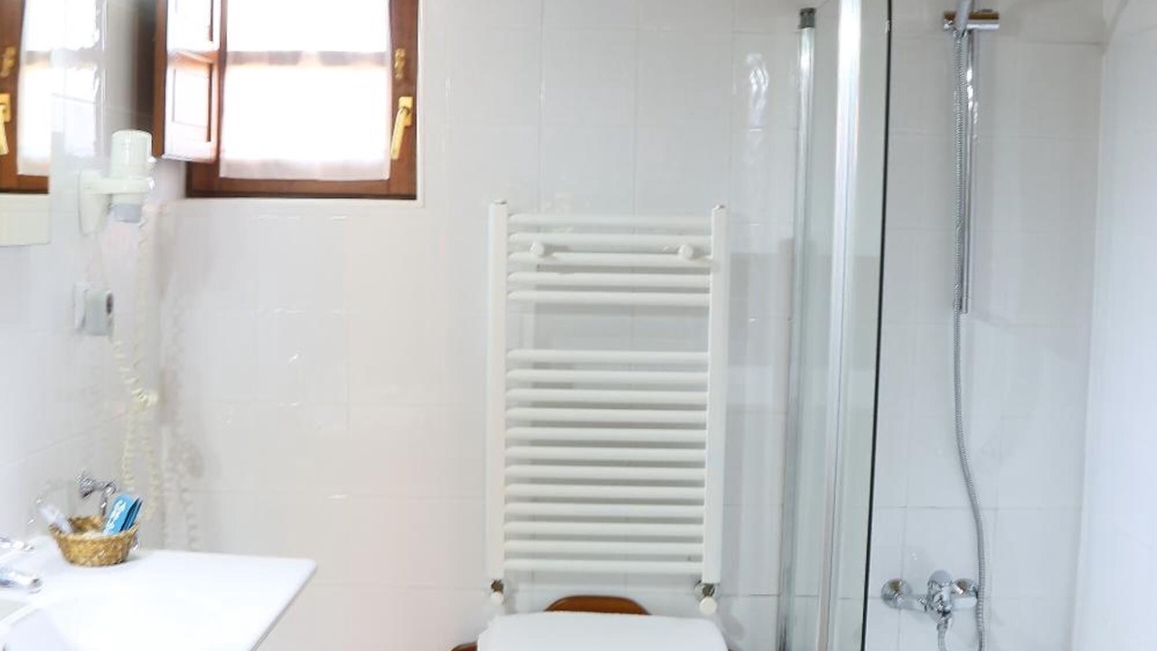 Photo of Bathroom in Tonanes
