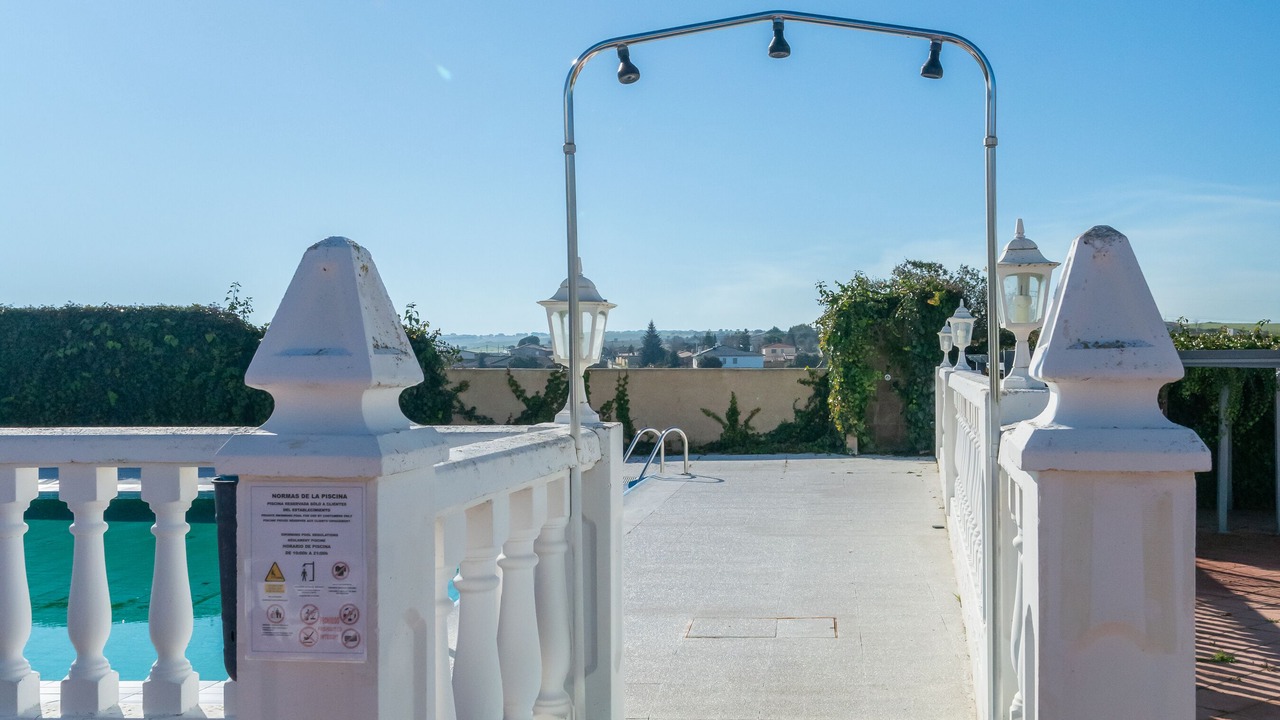 Photo of Outdoor in Mozarbez